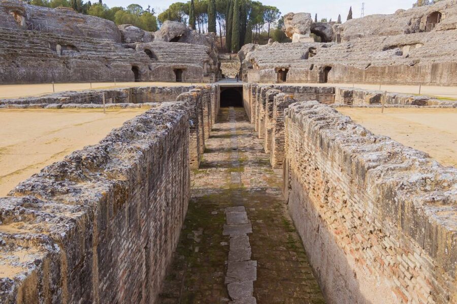 Seville: Game of Thrones and Roman Empire Italica Tour - Domus de Neptuno and the city’s mosaics
