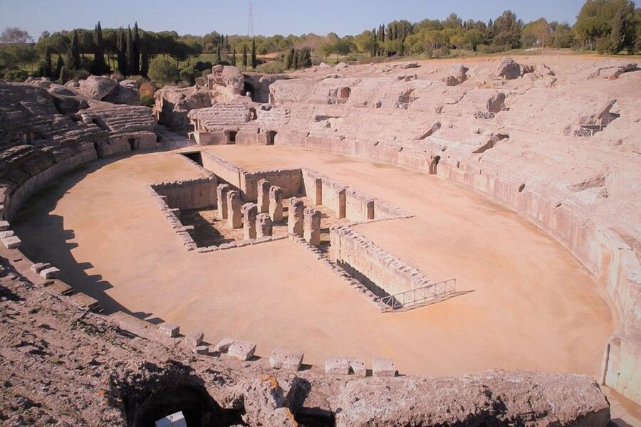 Seville: Game of Thrones and Roman Empire Italica Tour - Casa del Planetario and the final mosaic stop