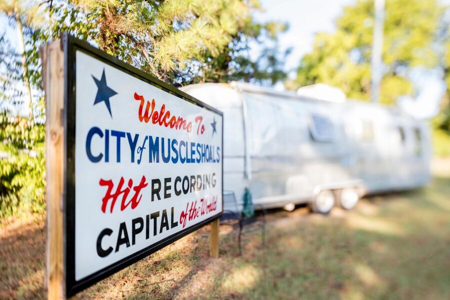 Sheffield: Muscle Shoals Sound Studio Guided Tour - Sit behind the soundboard