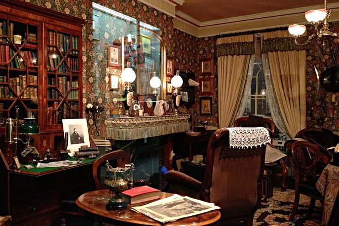Sherlock Holmes Museum & Westminster Walking Tour - How the Three-Hour Walk Really Feels