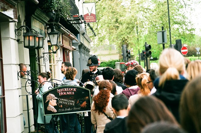 Sherlock Holmes Old London - Very Small Group Walking Tour - Somerset House and the route toward Temple