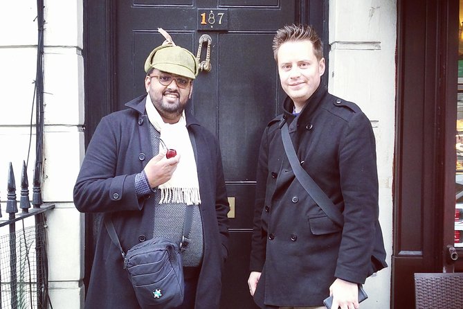 Sherlock Holmes Private Guided Tour - BBC Series & Traditional Locations - The Sherlock Holmes statue and Baker Street finish