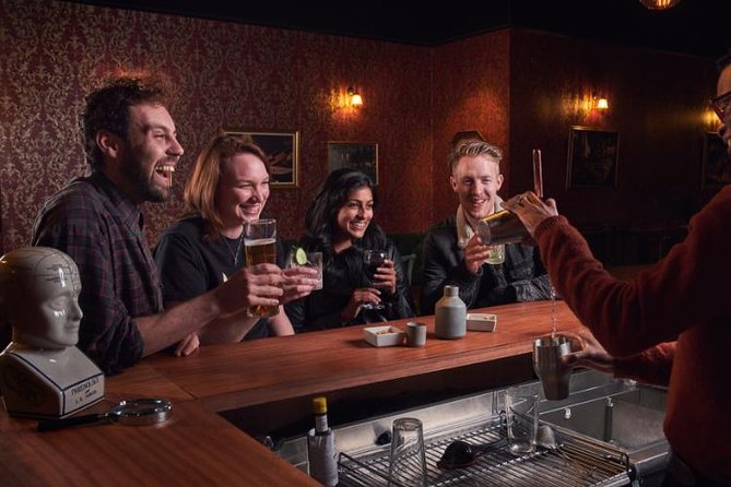 Sherlock: The Official Live Game - The themed bar and the 100-minute schedule