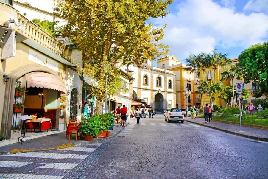 Shore Excursions: Amalfi Coast and its 3 Marvelous Towns - Sorrento: 80 minutes for lemons, lanes, and shopping