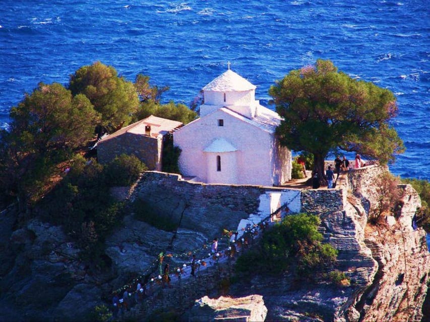 Skopelos: Mamma Mia Experience - The Three Trees and the return through Skopelos