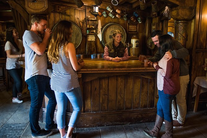 Small-Group Hobbiton Tour from Auckland with Party Marquee Lunch - Group size, pace, and physical effort