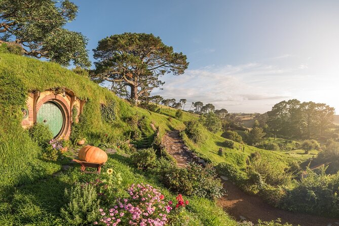 Small Group Luxury Hobbiton Tour incl. Lunch From Auckland - Walking through the Hobbiton Movie Set