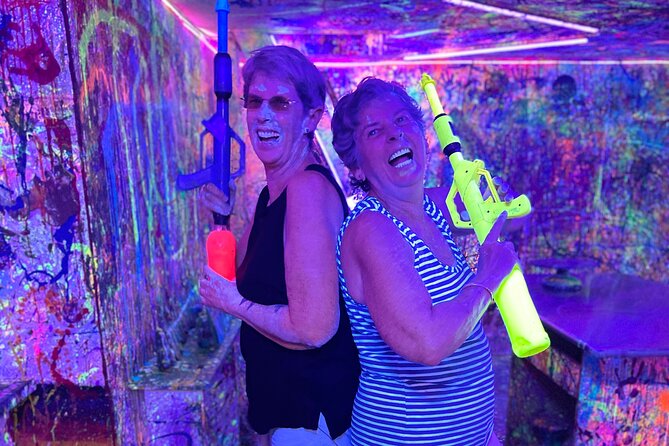 Splatter Art Paint Studio Experience in Hawaii - Key things to know before you book