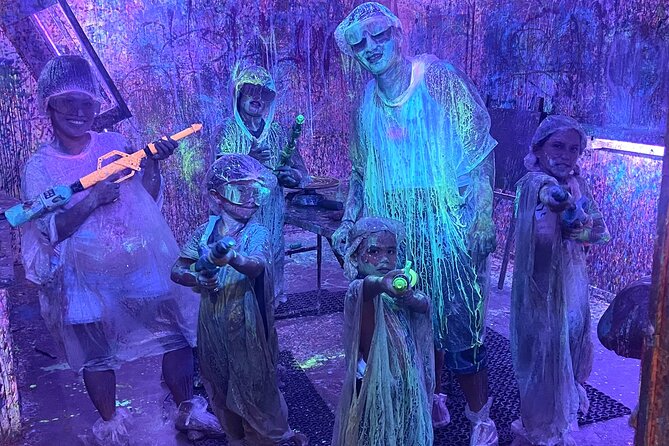 Splatter Art Paint Studio Experience in Hawaii - Optional neon paint guns add another layer