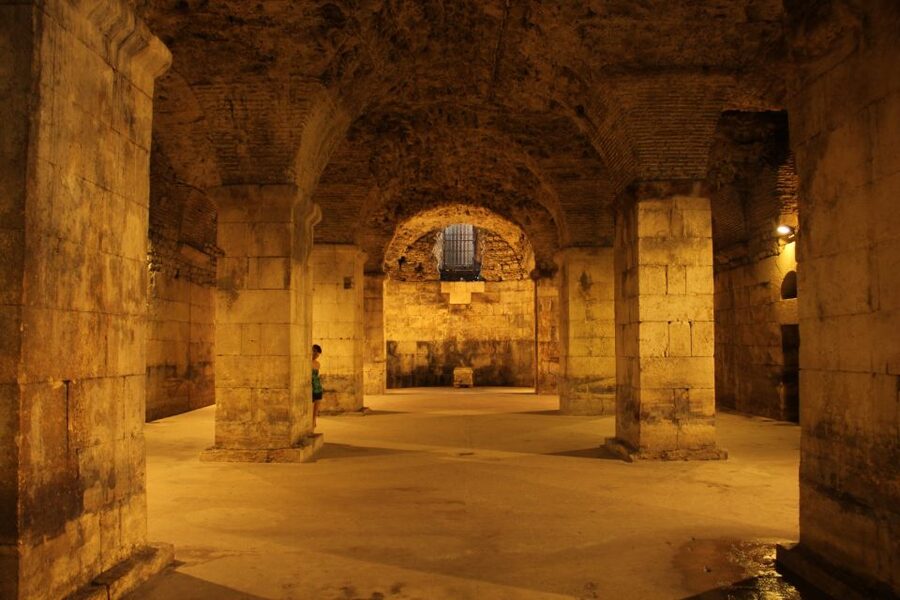 Split: Game of Thrones Small Group Tour of Filming Locations - The Golden Gate and the Roman setting