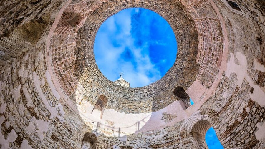 Split: Game of Thrones Tour with Diocletian's Palace Cellar - Key points at a glance
