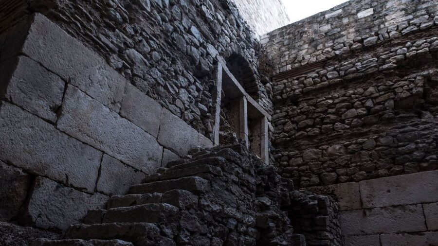 Split: Game of Thrones Tour with Diocletian's Palace Cellar - Why the palace cellars make this tour worthwhile