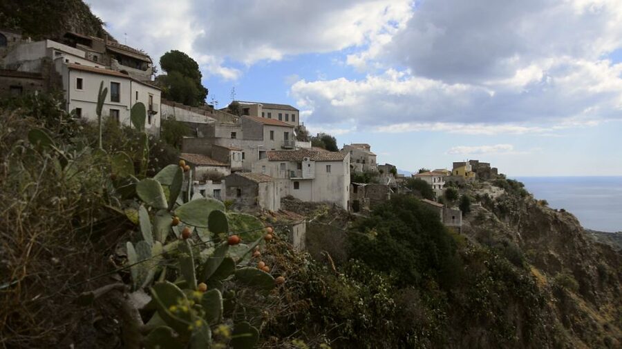 Taormina: The Godfather Film Tour to Savoca and Forza d'Agrò - Leaving Taormina for the hill roads
