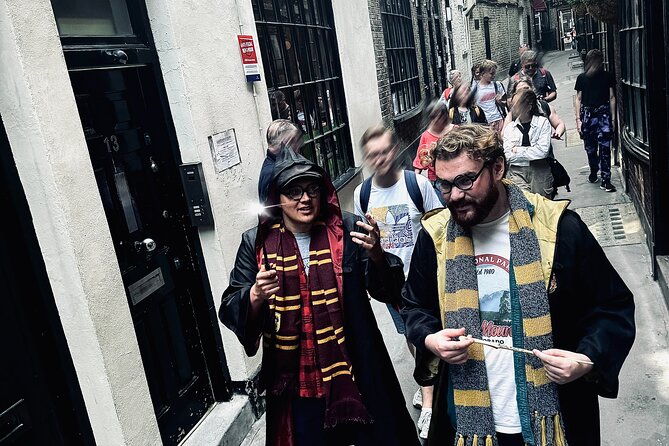 The Harry Potter Walking Tour with Potter-Vision - Millennium Bridge and the Death Eater scene