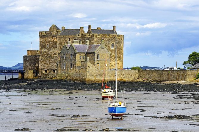 The Outlander 1 Day Experience - Linlithgow Palace and the Wentworth Prison scenes