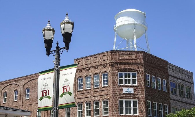 The Walking Dead: Private Film Locations Tour of Senoia - What the private format adds