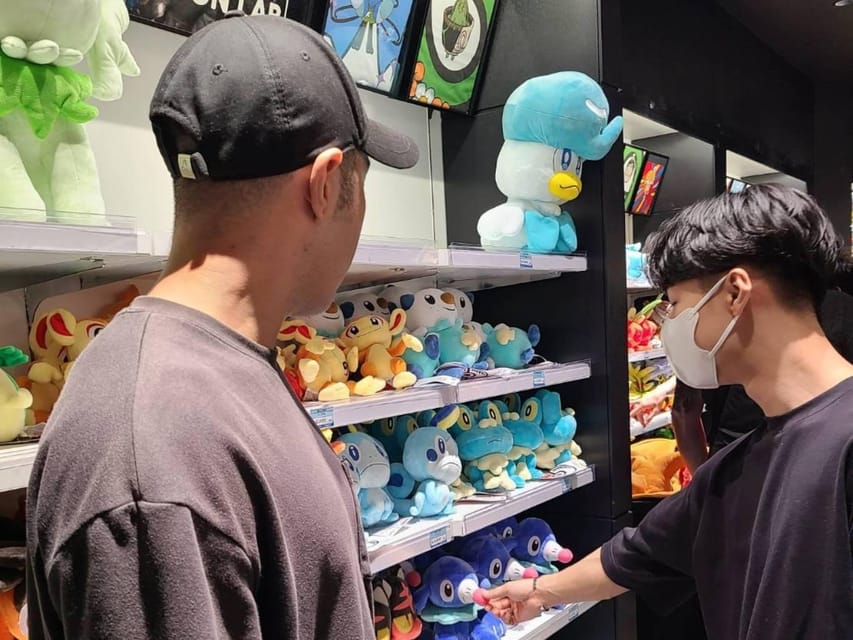 Tokyo: Japanese anime stores with ramen lunch in Shibuya - Key points at a glance