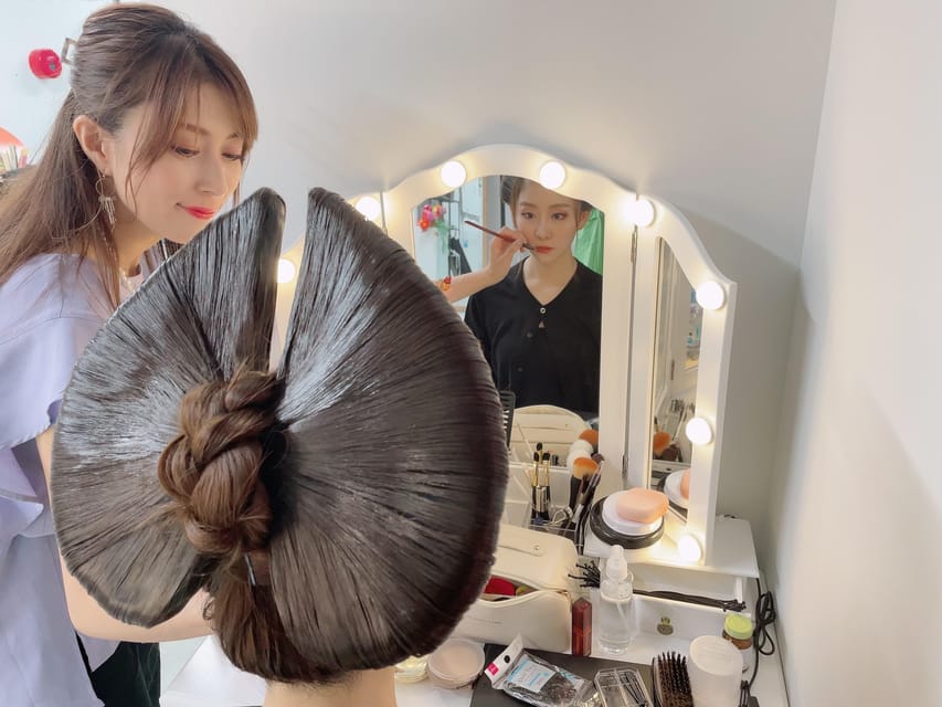Tokyo: Private Makeover Photography Studio in Luxury Kimono - All photo data makes the $227 price easier to judge