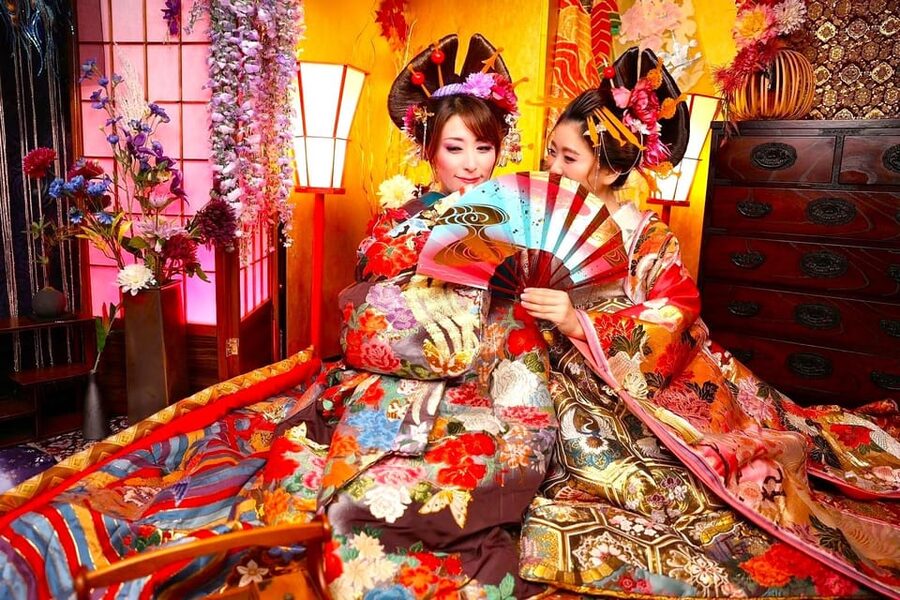 Tokyo: Private Makeover Photography Studio in Luxury Kimono - Start in Asakusa, then find the third-floor studio
