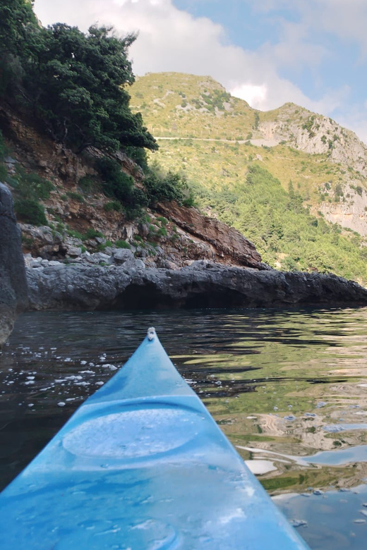 Tour in Kayak sulle orme di James Bond a Maratea - Starting from Luppa Beach and getting your bearings