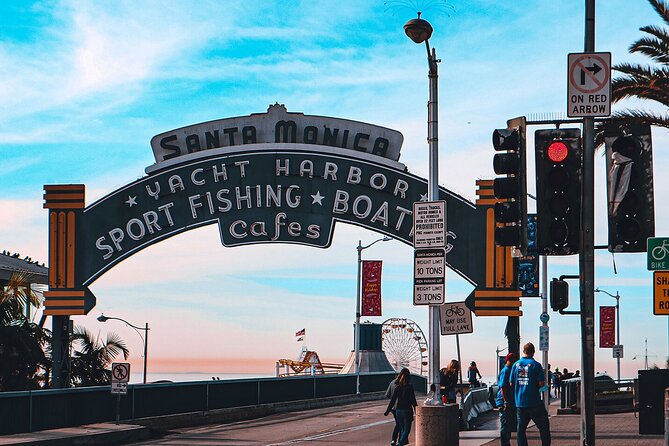 Tour Los Angeles and Hollywood Small Group from Las Vegas - The early start, comfort, and pace