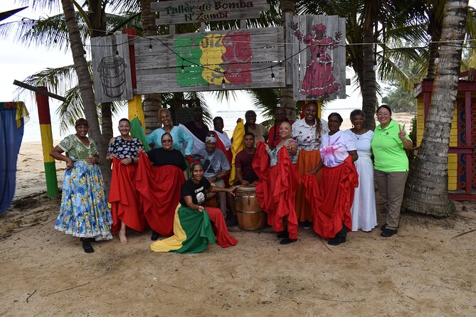 "Unique Tour" Loiza, Cultue, Art & Bomba Dance Class on The Beach - Bomba by the beach with Sheila