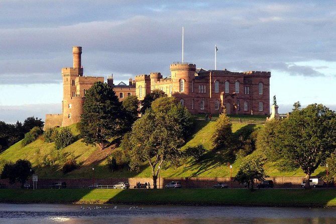 Urquhart Castle, Culloden, Clava Cairns, Loch Ness - Inverness offers town time and a high viewpoint