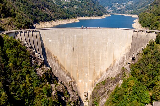 Valle Verzasca: Ascona 007 Dam & Crystal Waters Swimming - A full day from lake country into Valle Verzasca