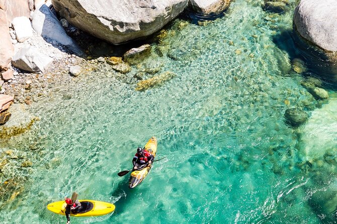 Valle Verzasca: Ascona 007 Dam & Crystal Waters Swimming - Following the Verzasca River through mountain country