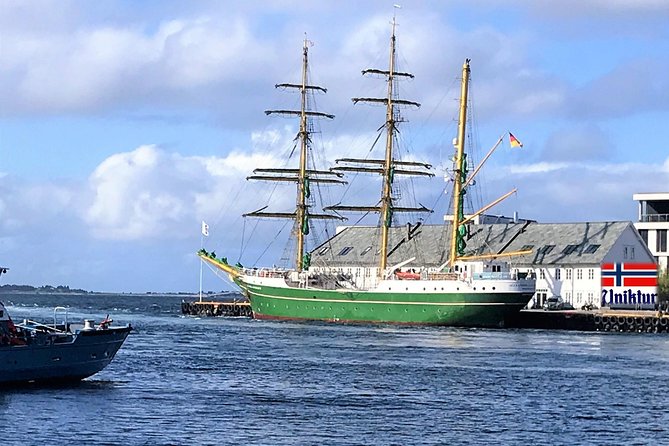Viking Islands from Alesund: 5-Hour Private Group Tour - Alnes Lighthouse and the Atlantic edge