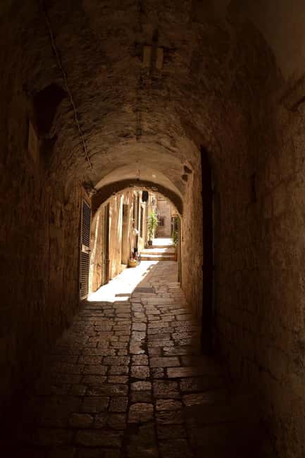 Walking Through King’s Landing- Private Game of Thrones Tour - What the private format is worth