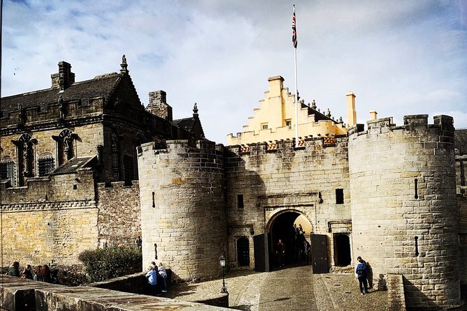 Warriors & Wilderness: Braveheart & Stirlingshire Day Trip - Stirling Castle: the day’s architectural anchor