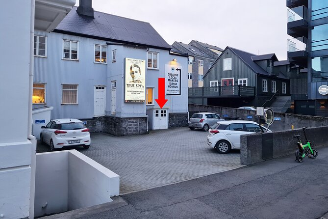 Was James Bond Icelandic? Ticket with One Hour Lecture - Key points to know before booking
