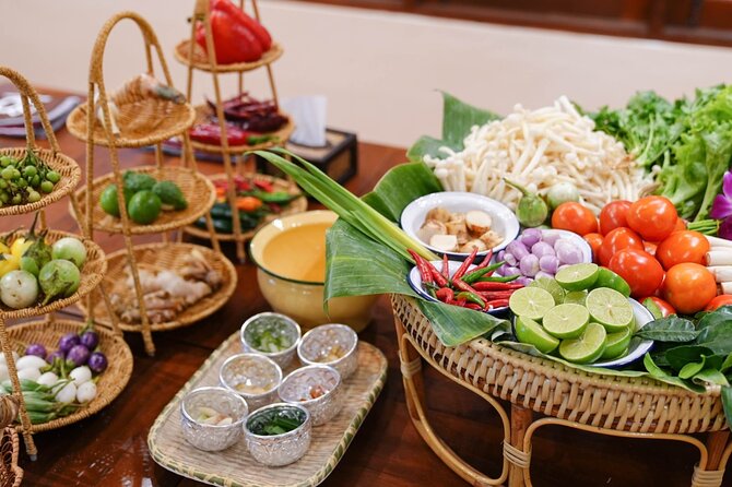 White Lotus Thai Cooking Class in Bangkok - Four dishes that make a proper Thai meal