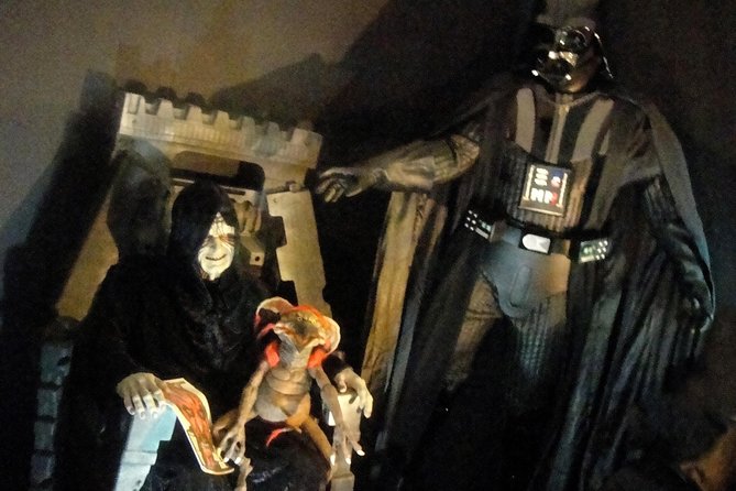Yoda Guy Movie Exhibit (Hologram Tour) and Star Wars Celebrity - Key points to know before you go