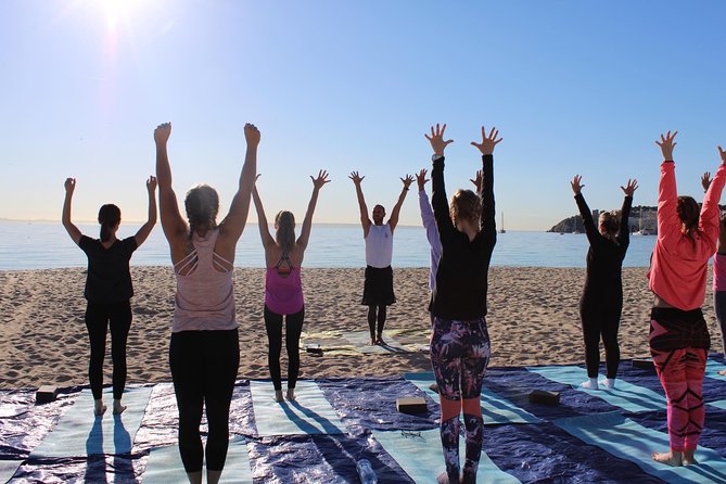 Yoga and Brunch on the beach - What the 90-minute Hatha-Vinyasa session includes
