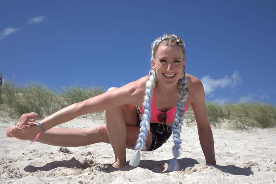Yoga on the Beach in South Beach - Meeting the class near 5th Street