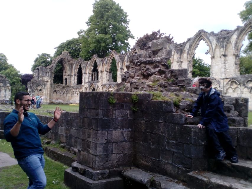 York: Harry Potter Guided Walking Tour - A wizarding start beside York station