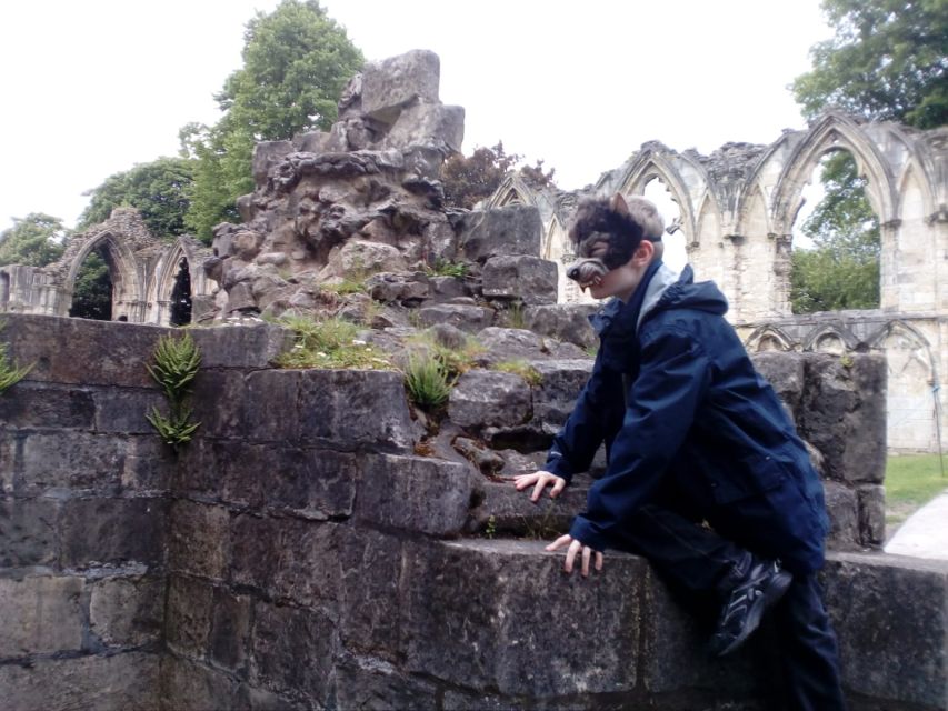 York: Harry Potter Guided Walking Tour - York Minster and the magic of place