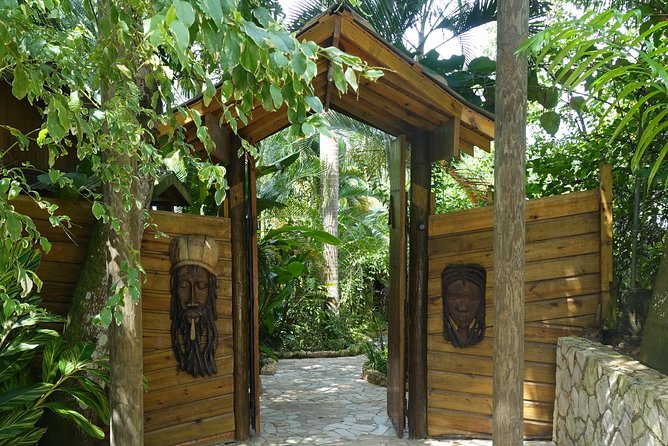 Zimbali Mountain Cooking Studio - Transport, weather, and practical comfort